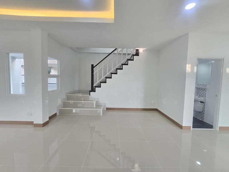 S Ville Rangsit-Lamlukka Klong 4, Pathum Thani, Sawai Pracharat Road (Lam Luk Ka, Khlong 4), Lat Sawai, Lam Luk Ka, Pathum Thani, 3 Bedrooms, 160 sqm, Single Detached House For Sale, by นภัสศรณ์ วงศ์สินไทยกร (นันท์), 500154653 - DDproperty.com