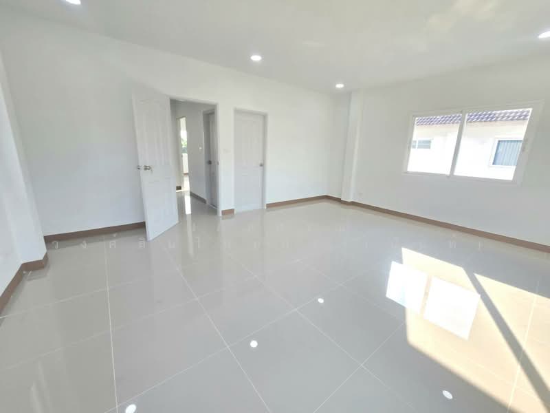 S Ville Rangsit-Lamlukka Klong 4, Pathum Thani, Sawai Pracharat Road (Lam Luk Ka, Khlong 4), Lat Sawai, Lam Luk Ka, Pathum Thani, 3 Bedrooms, 160 sqm, Single Detached House For Sale, by นภัสศรณ์ วงศ์สินไทยกร (นันท์), 500154653 - DDproperty.com