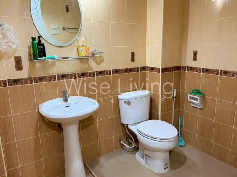 ทาวน์เฮ้าส์ บางแวก, Bangkok, Bang Waek, Phasi Charoen, Bangkok, 4 Bedrooms, 240 sqm, Townhouse For Sale, by Pimprapai P., 500154667 - DDproperty.com