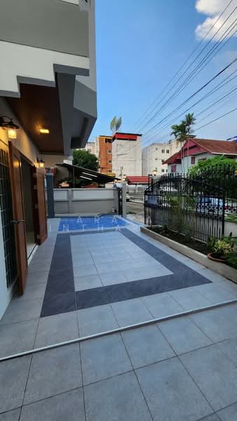 ขาย - นครปฐม, นครปฐม