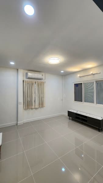 Montonthip, Nakhon Pathom, Krathum Lom, Sam Phran, Nakhon Pathom, 4 Bedrooms, 160 sqm, Single Detached House For Sale, by Araya Intharapipat, 500154669 - DDproperty.com