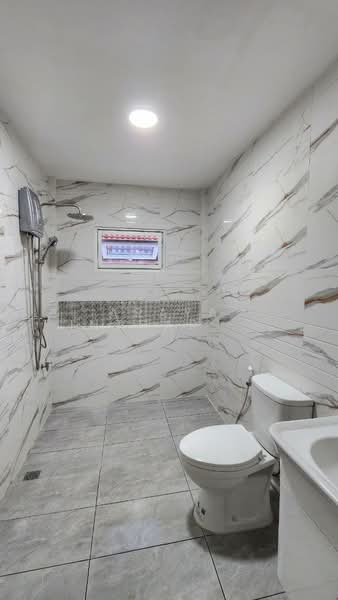 Montonthip, Nakhon Pathom, Krathum Lom, Sam Phran, Nakhon Pathom, 4 Bedrooms, 160 sqm, Single Detached House For Sale, by Araya Intharapipat, 500154669 - DDproperty.com