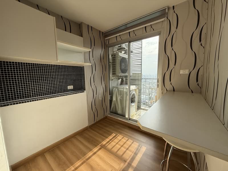 The Trust Residence Ratchada-Rama 3, Bangkok, Nonsi Rd, Chong Nonsi, Yan Nawa, Bangkok, 2 Bedrooms, 60 sqm, Condo For Rent, by Lek, 500154718 - DDproperty.com