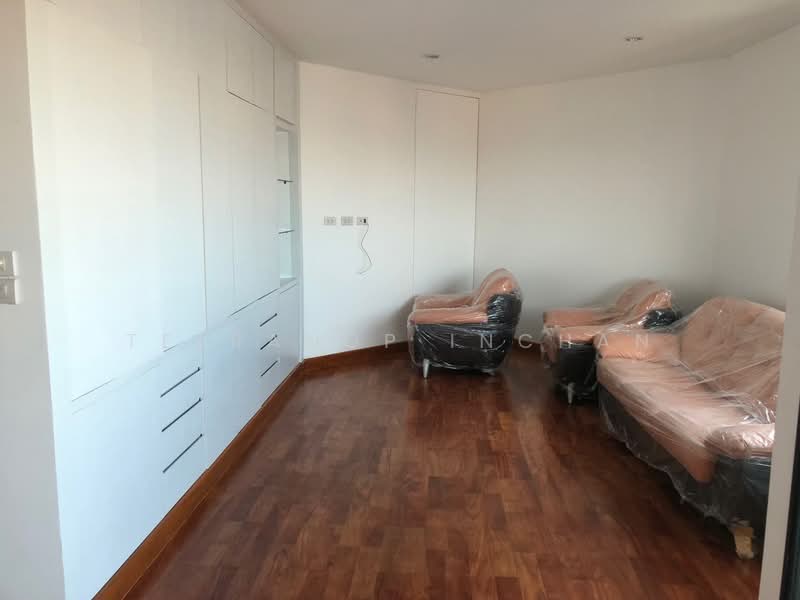 Sathorn Gardens, Bangkok, 39 South Sathorn Road, Thung Maha Mek, Sathon, Bangkok, 3 Bedrooms, 200 sqm, Condo For Rent, by Teeranop Inchan, 500154763 - DDproperty.com