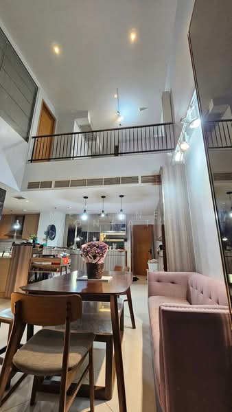 The Empire Place, Bangkok, 88 Narathiwatratchanakharin Road, Thung Maha Mek, Sathon, Bangkok, 2 Bedrooms, 106 sqm, Condo For Rent, by Methanee Onrat, 500154792 - DDproperty.com