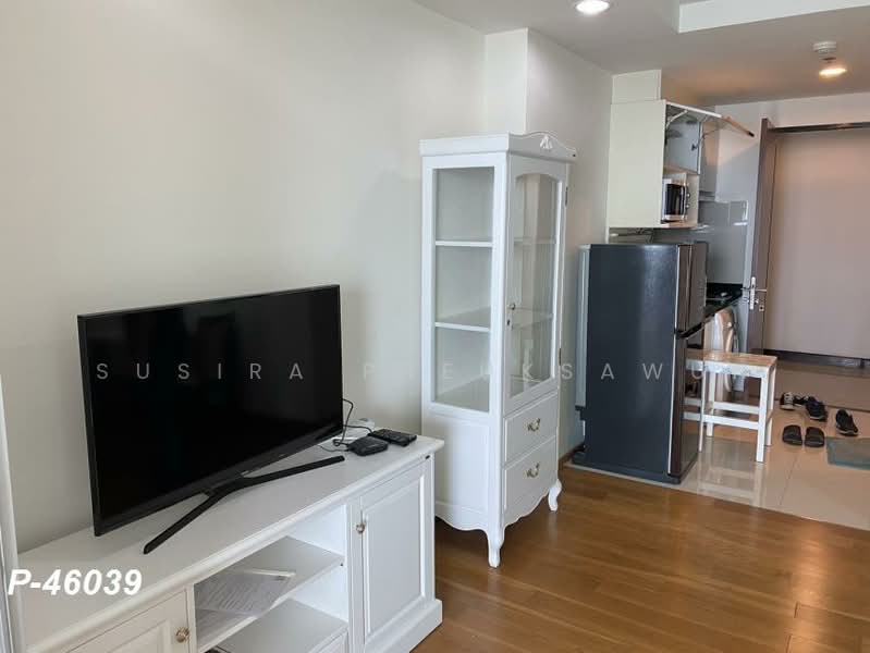 Abstracts Phahonyothin Park, Bangkok, 1076 Phahonyothin Road, Jom Phon, Chatuchak, Bangkok, 1 Bedroom, 38 sqm, Condo For Rent, by Susira Preuksawun, 500154830 - DDproperty.com