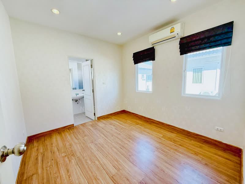 Centro Suksawat-Rama 3, Bangkok, Pracha Uthit Road 69, Bangmot, Thung Khru, Bangkok, 4 Bedrooms, 173 sqm, Single Detached House For Rent, by Naraseth Puengpornprom, 500154835 - DDproperty.com