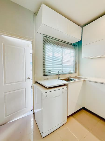 Centro Suksawat-Rama 3, Bangkok, Pracha Uthit Road 69, Bangmot, Thung Khru, Bangkok, 4 Bedrooms, 173 sqm, Single Detached House For Rent, by Naraseth Puengpornprom, 500154835 - DDproperty.com