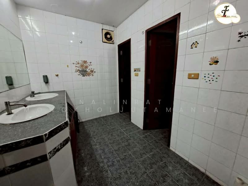 District Sukhumvit 50, Bangkok, Suan Luang, Suan Luang, Bangkok, , 730 sqm, Office Space For Rent, by Nalinrat Mongkholjutamanee, 500154844 - DDproperty.com