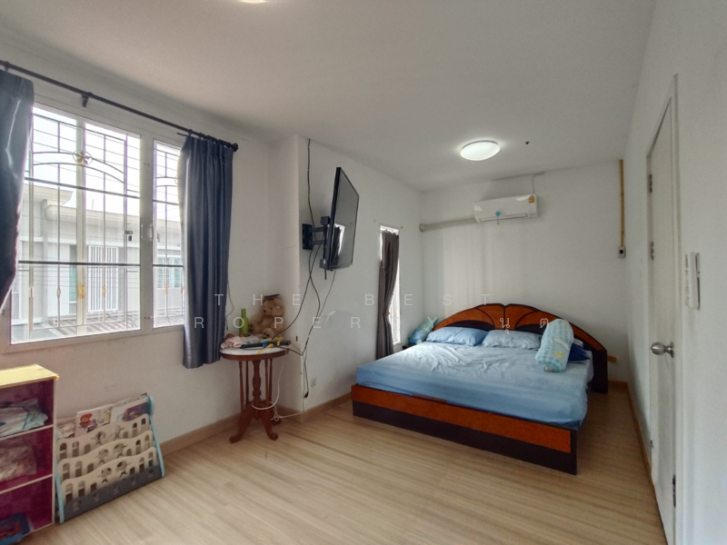 Pruksa Ville 77 Phutthamonthon Sai 4, Nakhon Pathom, Phutthamonthon Sai 4 Road, Krathum Lom, Sam Phran, Nakhon Pathom, 3 Bedrooms, 100 sqm, Townhouse For Sale, by The Best Property นุต, 500154847 - DDproperty.com