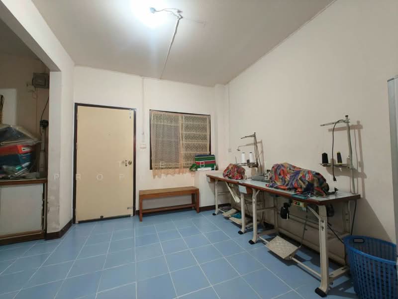 Baan Ua-Athorn Thaepharak 3 : บ้านเอื้ออาทร เทพารักษ์ 3, สมุทรปราการ, ถ บางพลี-ตำหรุ, บางพลีใหญ่, บางพลี, สมุทรปราการ, 32 ตร.ม., คอนโด ขาย, โดย The Best Property ต้องตา, 500154849 - DDproperty.com