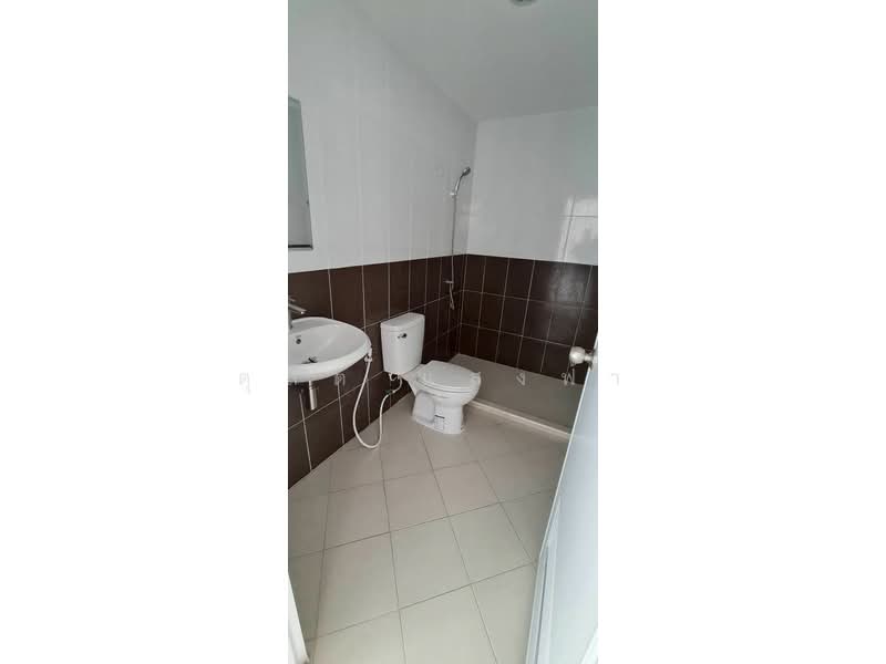 ให้เช่าทาวน์โฮมขนาดใหญ่ จดทะเบียนบริษัทได้ ม.ณพณภา คลองตำหรุ ชลบุรี, Chon Buri (Pattaya), Khlong Tamru, Muang Chon Buri, Chon Buri (Pattaya), 3 Bedrooms, 180 sqm, Townhouse For Rent, by Dusit Saengfa, 500154855 - DDproperty.com