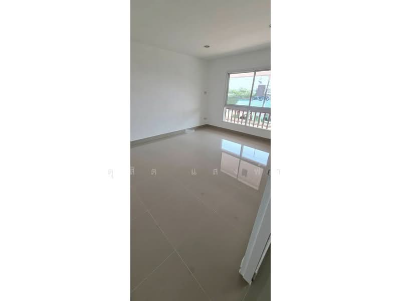 ให้เช่าทาวน์โฮมขนาดใหญ่ จดทะเบียนบริษัทได้ ม.ณพณภา คลองตำหรุ ชลบุรี, Chon Buri (Pattaya), Khlong Tamru, Muang Chon Buri, Chon Buri (Pattaya), 3 Bedrooms, 180 sqm, Townhouse For Rent, by Dusit Saengfa, 500154855 - DDproperty.com