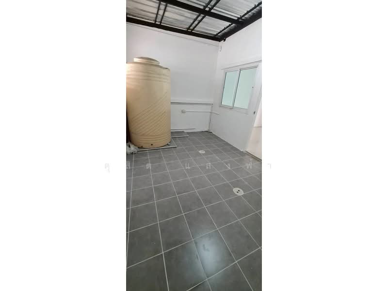 ให้เช่าทาวน์โฮมใหญ่ ม.ณพณภา คลองตำหรุ ชลบุรี, Chon Buri (Pattaya), Khlong Tamru, Muang Chon Buri, Chon Buri (Pattaya), 3 Bedrooms, 150 sqm, Townhouse For Rent, by Dusit Saengfa, 500154875 - DDproperty.com