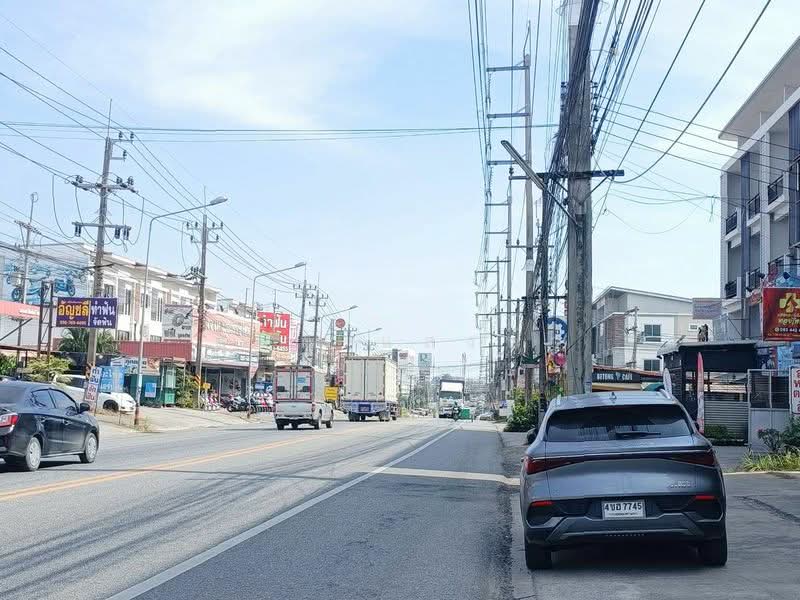 ให้เช่าอาคารพาณิชย์3ชั้นครึ่ง ใกล้โรบินสัน บ่อวิน ศรีราชา, Chon Buri (Pattaya), Bo Win, Si Racha, Chon Buri (Pattaya), , 300 sqm, Shophouse For Rent, by Dusit Saengfa, 500154889 - DDproperty.com