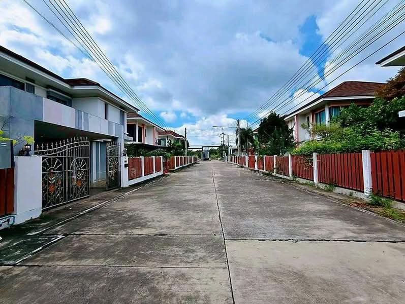 ให้เช่า่บ้านเดี่ยว ม.สวนคูณ2 ใกล้ รร.สารสาสน์ ชลบุรี, ชลบุรี, เหมือง, เมืองชลบุรี, ชลบุรี, 220 ตร.ม., บ้านเดี่ยว ให้เช่า, โดย ดุสิต แสงฟ้า, 500154902 - DDproperty.com