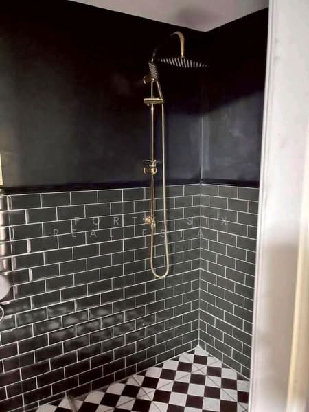 ให้เช่าอาคารใหญ่พาณิชย์ 2 คูหาตีทะลุ 3 ชั้น From MRT Phaholyothin to BTS Ha Yaek Ladprao, กรุงเทพ, ซอย ลาดพร้าว 2, จอมพล, จตุจักร, กรุงเทพ, 500 ตร.ม., ตึกแถว-อาคารพาณิชย์ ให้เช่า, โดย Forty-Six Real Estate Group, 500154904 - DDproperty.com