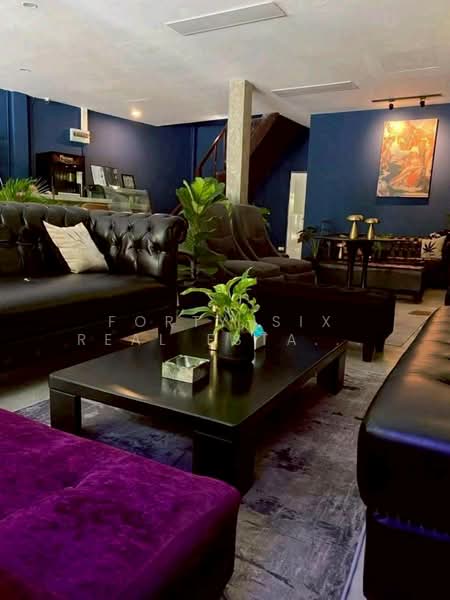 ให้เช่าอาคารใหญ่พาณิชย์ 2 คูหาตีทะลุ 3 ชั้น From MRT Phaholyothin to BTS Ha Yaek Ladprao, Bangkok, ซอย ลาดพร้าว 2, Jom Phon, Chatuchak, Bangkok, , 500 sqm, Shophouse For Rent, by Forty-Six Real Estate Group, 500154904 - DDproperty.com