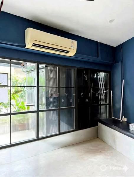 ให้เช่าอาคารใหญ่พาณิชย์ 2 คูหาตีทะลุ 3 ชั้น From MRT Phaholyothin to BTS Ha Yaek Ladprao, Bangkok, ซอย ลาดพร้าว 2, Jom Phon, Chatuchak, Bangkok, , 500 sqm, Shophouse For Rent, by Forty-Six Real Estate Group, 500154904 - DDproperty.com