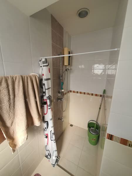 Luxury Living at The Grand Rama 2 – Resort-Style Clubhouse, 3-Rai Lake View, 30m Mai, Samut Sakhon, Phanthai Norasing, Muang Samut Sakhon, Samut Sakhon, 3 Bedrooms, 170 sqm, Single Detached House For Sale, by ภวิษย์พร โรจนเกียรติกุล, 500154915 - DDproperty.com