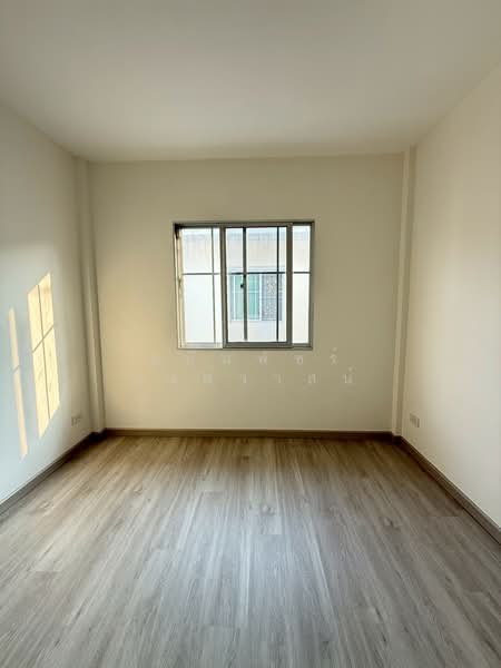 The Villa Rattanathibet : เดอะ วิลล่า รัตนาธิเบศร์, นนทบุรี, ถนน รัตนาธิเบศร์, ท่าอิฐ, ปากเกร็ด, นนทบุรี, 120 ตร.ม., บ้านเดี่ยว ขาย, โดย ธนันพัชร์ วงศ์วาสน์, 500154932 - DDproperty.com