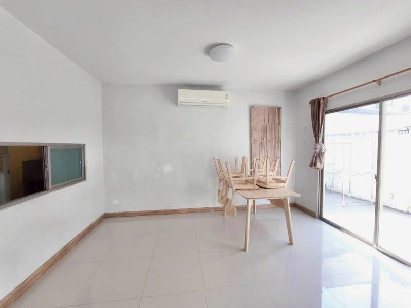 For Rent - ให้เช่าบ้านแฝด ม.ไลฟ์วัลเล่ย์ เขาน้ำซับ ศรีราชา, Chon Buri (Pattaya)