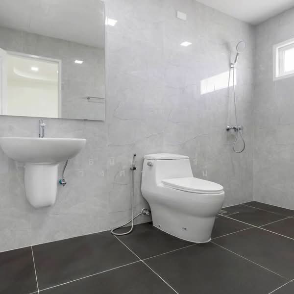 British Park Taveewatana, Bangkok, Thawi Watthana, Thawi Watthana, Bangkok, 4 Bedrooms, 360 sqm, Single Detached House For Sale, by ธนันพัชร์ วงศ์วาสน์, 500154935 - DDproperty.com