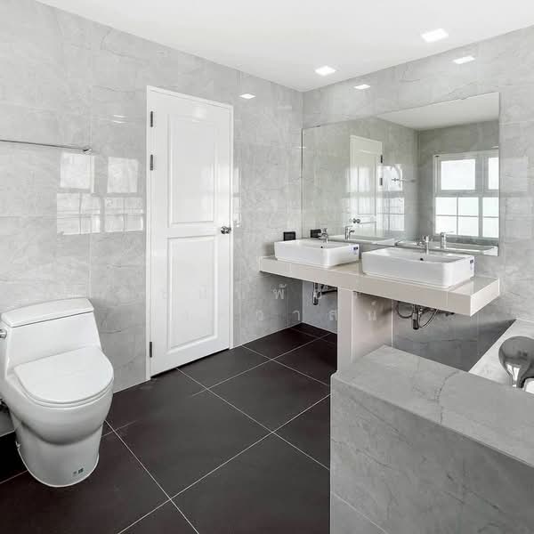 British Park Taveewatana, Bangkok, Thawi Watthana, Thawi Watthana, Bangkok, 4 Bedrooms, 360 sqm, Single Detached House For Sale, by ธนันพัชร์ วงศ์วาสน์, 500154935 - DDproperty.com