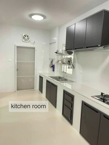 ให้เช่าบ้านเดี่ยวหลังใหญ่ ม.เลควัลเล่ย์ บ่อวิน ศรีราชา, Chon Buri (Pattaya), Bo Win, Si Racha, Chon Buri (Pattaya), 3 Bedrooms, 280 sqm, Single Detached House For Rent, by Dusit Saengfa, 500154938 - DDproperty.com