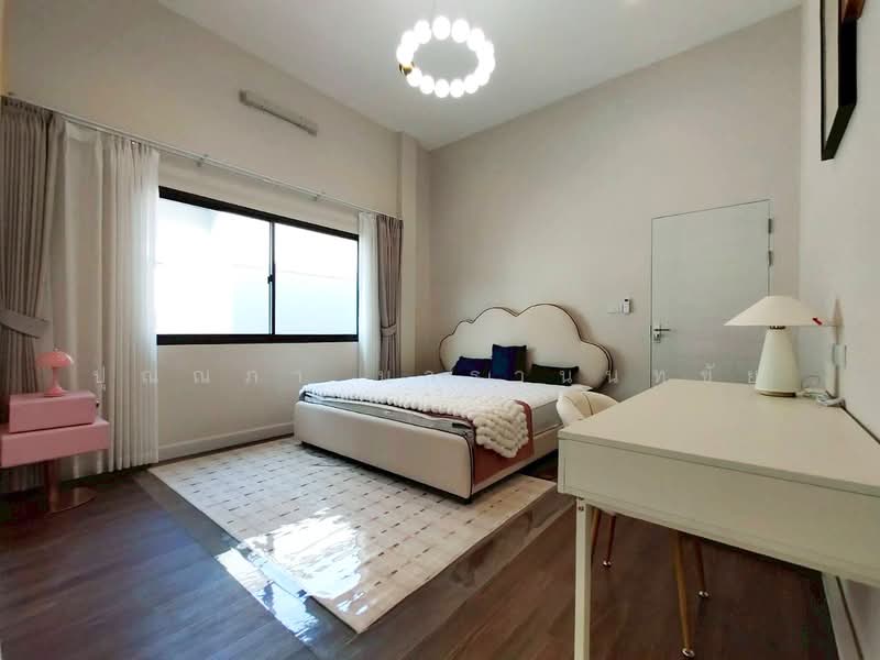 Bangkok Boulevard Srinakarin-Bangna, Samut Prakan, Nam Daeng-Bang Phli Road, Bang Kaeo, Bang Plee, Samut Prakan, 5 Bedrooms, 362 sqm, Single Detached House For Rent, by ปุณณภา นารานนทชัย, 500154950 - DDproperty.com