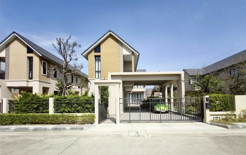 ให้เช่าบ้านเดี่ยวพื้นที่เยอะ มีสระว่ายน้ำ ม.โกลเด้นท์พรีเว่ พนัสนิคม ชลบุรี, Chon Buri (Pattaya), Na Phrathat, Phanat Nikhom, Chon Buri (Pattaya), 3 Bedrooms, 308 sqm, Single Detached House For Rent, by Dusit Saengfa, 500154953 - DDproperty.com