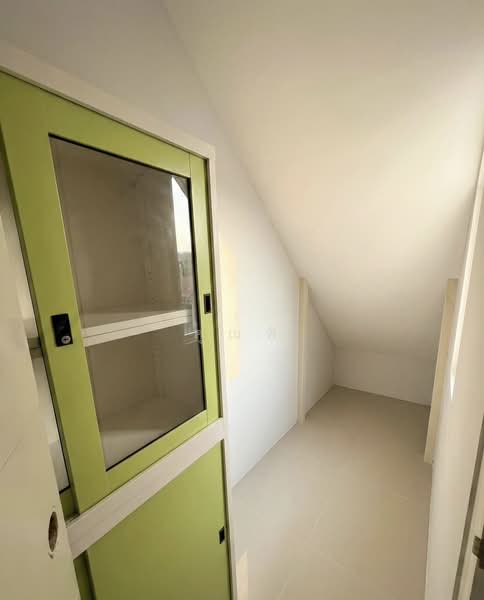 ขาย - The Exclusive Wongwaen - Ramintra : ดิ เอ็กซ์คลูซีฟ วงแหวน - รามอินทรา, กรุงเทพ