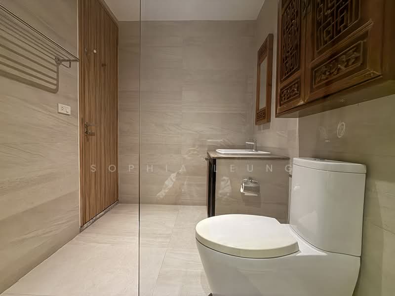 Townhouse Ekkamai Soi 12, Bangkok, Ekkamai Soi 12, Khlong Tan Nua, Watthana, Bangkok, 4 Bedrooms, 250 sqm, Townhouse For Sale, by Sophia Leung, 500154958 - DDproperty.com