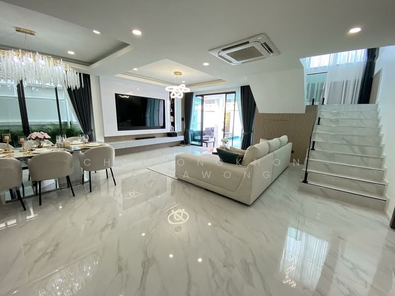 Eakmongkol Village Jomtien, Chon Buri (Pattaya), จอมเทียนสาย 2, Nong Pru, Bang Lamung (Pattaya), Chon Buri (Pattaya), 5 Bedrooms, 280 sqm, Villa For Sale, by Chaimongkhon Kullawong, 500154959 - DDproperty.com