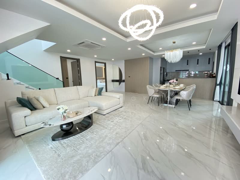 Eakmongkol Village Jomtien, Chon Buri (Pattaya), จอมเทียนสาย 2, Nong Pru, Bang Lamung (Pattaya), Chon Buri (Pattaya), 5 Bedrooms, 280 sqm, Villa For Sale, by Chaimongkhon Kullawong, 500154959 - DDproperty.com