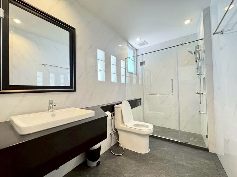 Pathumwan Resort, Bangkok, Phayathai Road, Thanon Phaya Thai, Ratchathewi, Bangkok, 2 Bedrooms, 50 sqm, Condo For Sale, by Chekchanok Chuaynual, 500154966 - DDproperty.com