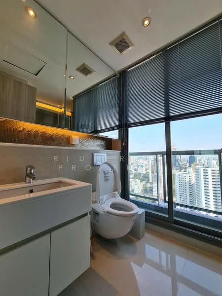 H Sukhumvit 43, Bangkok, 28 Sukhumvit 34 Road, Khlong Tan Nua, Watthana, Bangkok, 4 Bedrooms, 238 sqm, Condo For Rent, by Blueprint Property, 500154967 - DDproperty.com