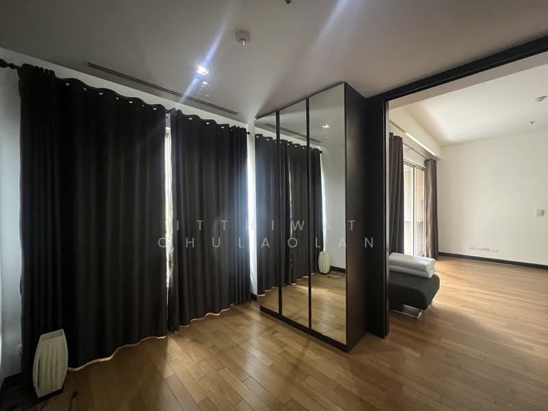 The Lofts Yennakart, Bangkok, 366 ์Soi Nang Linchi Yenakat Road, Chong Nonsi, Yan Nawa, Bangkok, 2 Bedrooms, 68 sqm, Condo For Sale, by Itthiwat Chulaolan, 500154973 - DDproperty.com