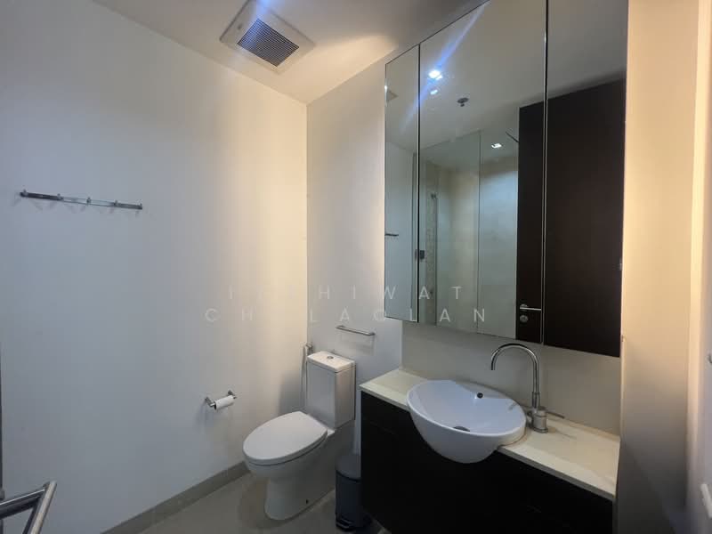 The Lofts Yennakart, Bangkok, 366 ์Soi Nang Linchi Yenakat Road, Chong Nonsi, Yan Nawa, Bangkok, 2 Bedrooms, 68 sqm, Condo For Sale, by Itthiwat Chulaolan, 500154973 - DDproperty.com
