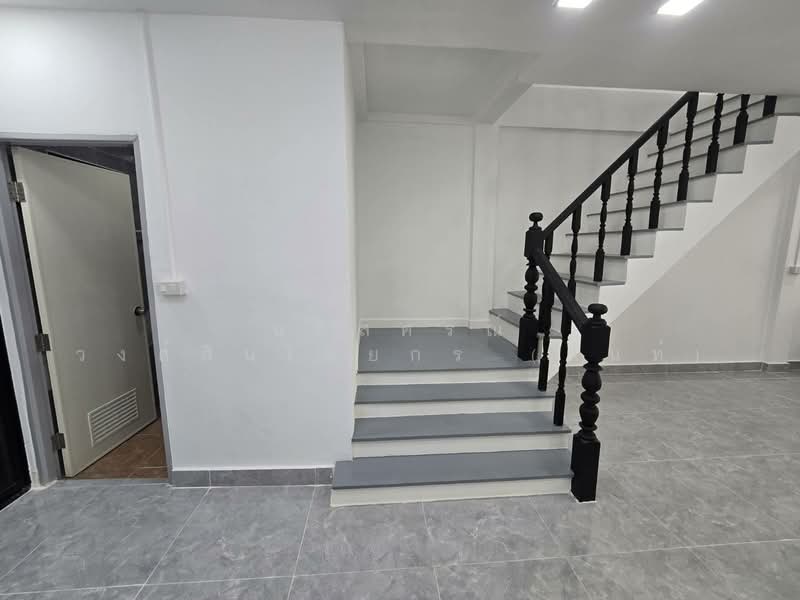 หมู่บ้าน ร่มเย็น5 พระยาสุเรนทร์9 บางชัน คลองสามวา, Bangkok, Bang Chun, Khlong Sam Wa, Bangkok, 3 Bedrooms, 80 sqm, Townhouse For Sale, by นภัสศรณ์ วงศ์สินไทยกร (นันท์), 500154988 - DDproperty.com