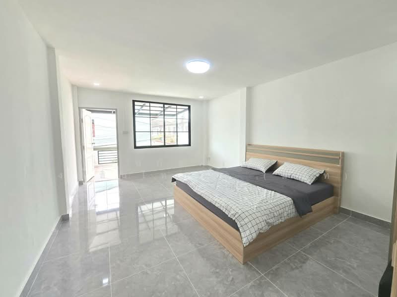 หมู่บ้าน ร่มเย็น5 พระยาสุเรนทร์9 บางชัน คลองสามวา, Bangkok, Bang Chun, Khlong Sam Wa, Bangkok, 3 Bedrooms, 80 sqm, Townhouse For Sale, by นภัสศรณ์ วงศ์สินไทยกร (นันท์), 500154988 - DDproperty.com