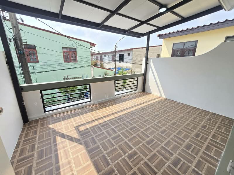 หมู่บ้าน ร่มเย็น5 พระยาสุเรนทร์9 บางชัน คลองสามวา, กรุงเทพ, บางชัน, คลองสามวา, กรุงเทพ, 80 ตร.ม., ทาวน์เฮ้าส์ ขาย, โดย นภัสศรณ์ วงศ์สินไทยกร (นันท์), 500154988 - DDproperty.com