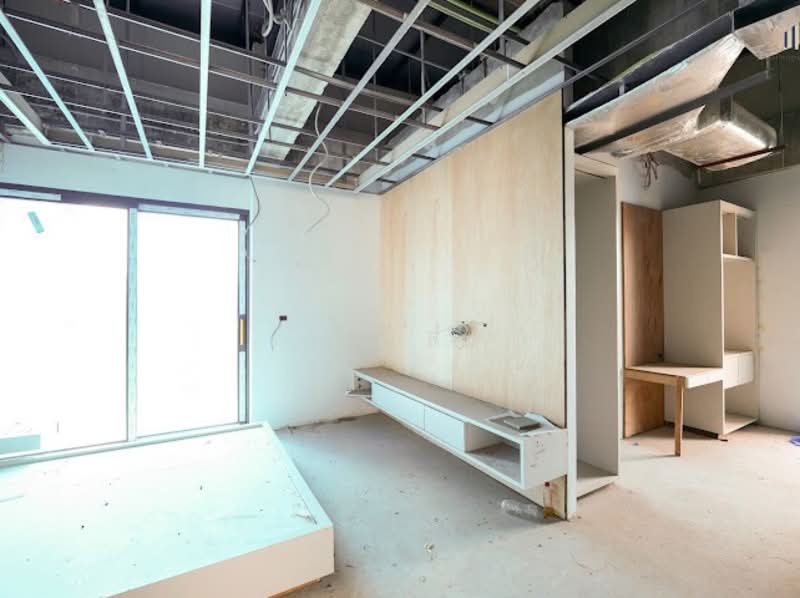 รอคุณมาเนรมิต ให้เป็นบ้านในฝัน !! พื้นที่เยอะ มีสระว่ายน้ำ ! หลังมุมเงียบสงบ ! ขายบ้านเดี่ยวหลังใหญ่, Bangkok, ถนนปัญญาอินทรา, Bang Chun, Khlong Sam Wa, Bangkok, 9 Bedrooms, 1,600 sqm, Single Detached House For Sale, by คุณลี, 500154991 - DDproperty.com