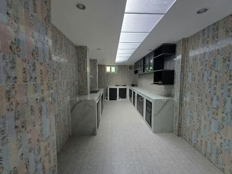 บ้านเดี่ยว 6 ห้องนอน ปุณณวิถี, กรุงเทพ, บางจาก, พระโขนง, กรุงเทพ, 350 ตร.ม., บ้านเดี่ยว ให้เช่า, โดย Thiti Boonchurn, 500155006 - DDproperty.com