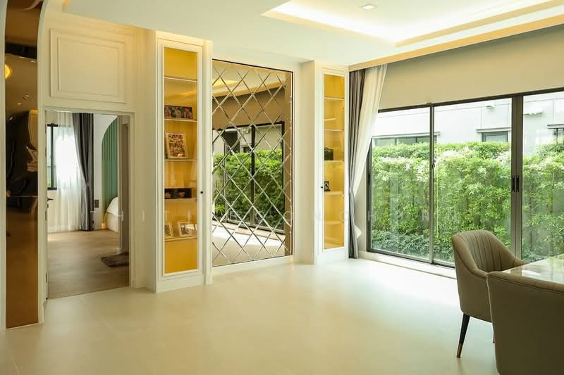 Grand Bangkok Boulevard Krungthepkritha : แกรนด์ บางกอก บูเลอวาร์ด กรุงเทพกรีฑา, กรุงเทพ, ถนน ศรีนครินทร์-ร่มเกล้า, คลองสามประเวศ, ลาดกระบัง, กรุงเทพ, 512 ตร.ม., บ้านเดี่ยว ให้เช่า, โดย Thiti Boonchurn, 500155009 - DDproperty.com