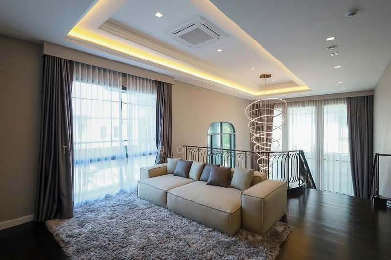 Grand Bangkok Boulevard Krungthepkritha, Bangkok, Srinakarin-Romklao Road, Khlong Sam Prawet, Lat Krabang, Bangkok, 4 Bedrooms, 512 sqm, Single Detached House For Rent, by Thiti Boonchurn, 500155009 - DDproperty.com