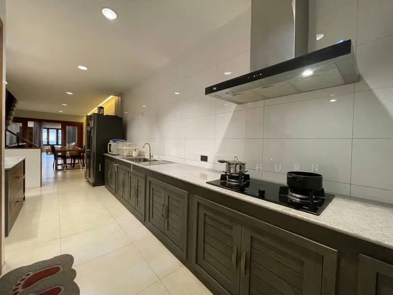 Townhouse, Chong Nonsi, Near Rama 3, Bangkok, Chong Nonsi, Yan Nawa, Bangkok, 2 Bedrooms, 300 sqm, Townhouse For Rent, by Thiti Boonchurn, 500155014 - DDproperty.com