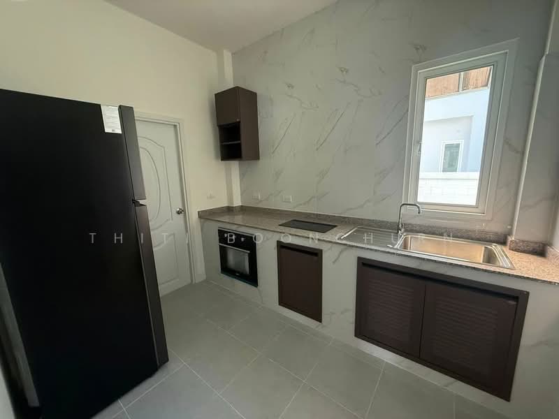 Perfect Place Ramkhamhaeng-Suvarnabhumi 3, Bangkok, Wat Arun, Bangkok Yai, Bangkok, 3 Bedrooms, 220 sqm, Single Detached House For Rent, by Thiti Boonchurn, 500155017 - DDproperty.com