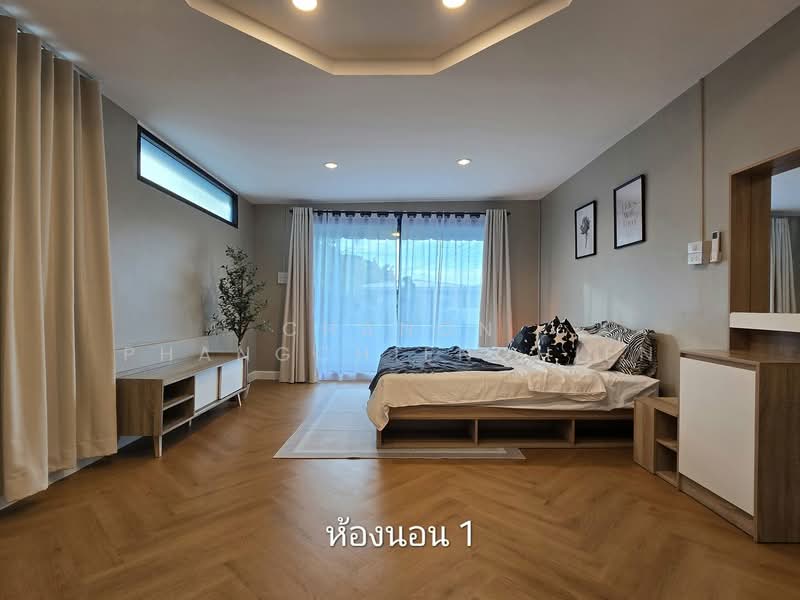 2-Storey Home Office, Bangkok, ซ. ศรีบูรพา 9, Khlong Chan, Bang Kapi, Bangkok, 3 Bedrooms, 230 sqm, Townhouse For Rent, by Chanon Phangchienghien, 500155045 - DDproperty.com