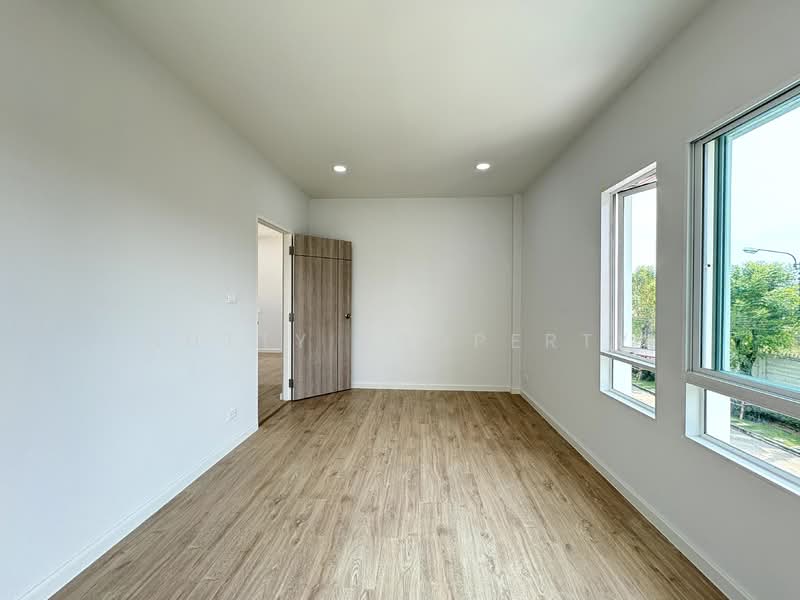 Life Bangkok Boulevard Wongwaen-Rama 9, Bangkok, Kanchanaphisek Road, Saphan Sung, Saphan Sung, Bangkok, 4 Bedrooms, 185 sqm, Single Detached House For Sale, by Nutty Property, 500155061 - DDproperty.com